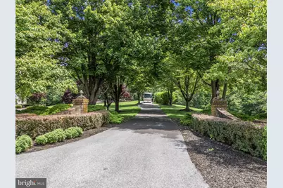 77 Lionheart Terrace, Falling Waters, WV 25419 - Photo 10