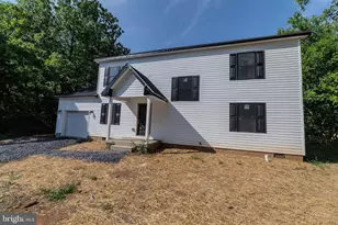 702 Boston St, Martinsburg, WV 25401 - Photo 2