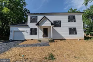 702 Boston St, Martinsburg, WV 25401 - Photo 1