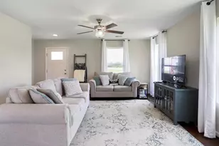 64 Eurasian Dr, Bunker Hill, WV 25413 - Photo 8