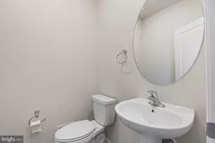 105 Milburn Dr, Martinsburg, WV 25401 - Photo 18