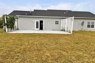 52 Harness Race Rd, Martinsburg, WV 25404 - Photo 2