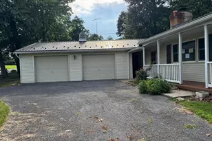 13869 Back Creek Valley Rd, Hedgesville, WV 25427 - Photo 6