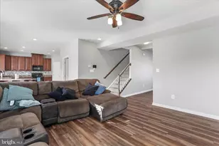 35 Sirocco Ct, Falling Waters, WV 25419 - Photo 8