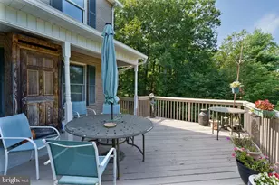 207 Rhododendron Dr, Hedgesville, WV 25427 - Photo 8