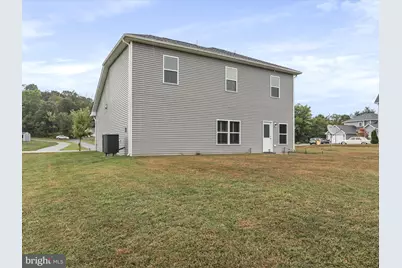 208 Rappahannock Run, Falling Waters, WV 25419 - Photo 30