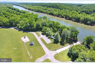 208 Rappahannock Run, Falling Waters, WV 25419 - Photo 40