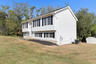 149 Jared Ct, Hedgesville, WV 25427 - Photo 4