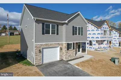 517 S. Spring Street, Martinsburg, WV 25401 - Photo 2