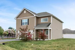 96 Vermeer Ln, Martinsburg, WV 25401 - Photo 4