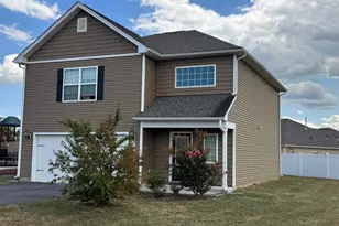 96 Vermeer Ln, Martinsburg, WV 25401 - Photo 1