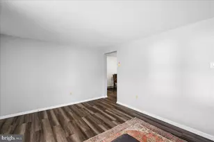 385 Clifford Dr, Martinsburg, WV 25401 - Photo 10