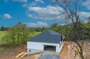 12324 Apple Harvest Dr, Martinsburg, WV 25403 - Photo 2