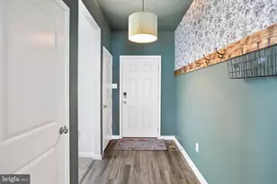 248 Aylesbury Ln, Martinsburg, WV 25403 - Photo 6