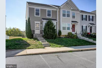 33 Chillingham Court, Martinsburg, WV 25405 - Photo 2