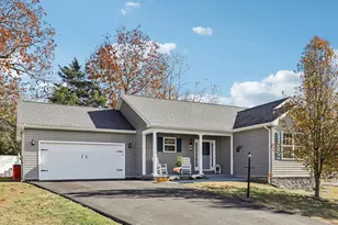 268 Shannon Ct, Inwood, WV 25428 - Photo 1