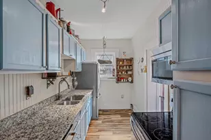 9872 Winchester Ave, Bunker Hill, WV 25413 - Photo 12