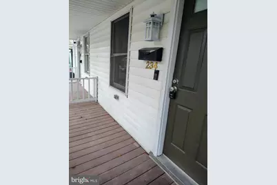 234 S Illinois Avenue, Martinsburg, WV 25401 - Photo 2