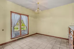 1687 Thatcher Rd, Martinsburg, WV 25403 - Photo 12