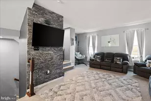 26 Quebec Ct, Falling Waters, WV 25419 - Photo 10