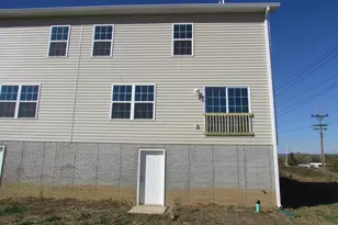 76 Place Dr, Martinsburg, WV 25401 - Photo 10