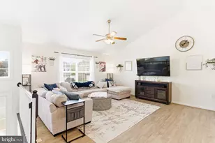 134 Pochards Ct, Martinsburg, WV 25403 - Photo 2