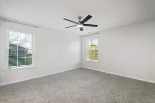 387 Aylesbury Ln, Martinsburg, WV 25403 - Photo 14