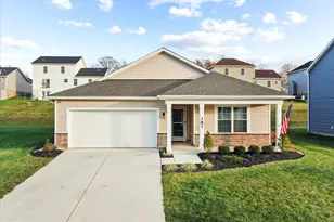 387 Aylesbury Ln, Martinsburg, WV 25403 - Photo 34