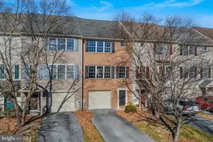 27 Fiser Ln, Martinsburg, WV 25404 - Photo 1