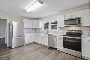 405 Bowers St, Martinsburg, WV 25401 - Photo 8