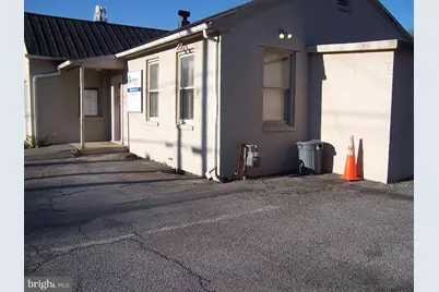 630 W Race Street, Martinsburg, WV 25401 - Photo 12