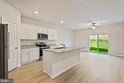 25 Cranston Court, Falling Waters, WV 25419 - Photo 2