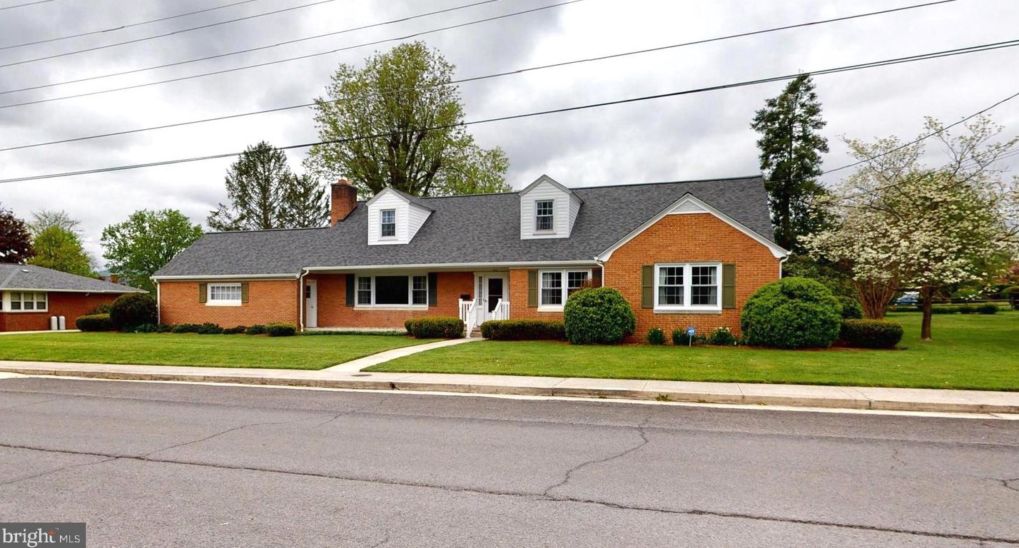 222 Judy St, Arthur, WV 26847-1512