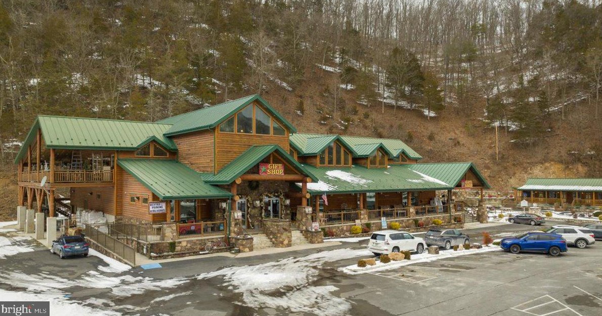 101 Virginia Ave, Arthur WV 26847-1715 exterior