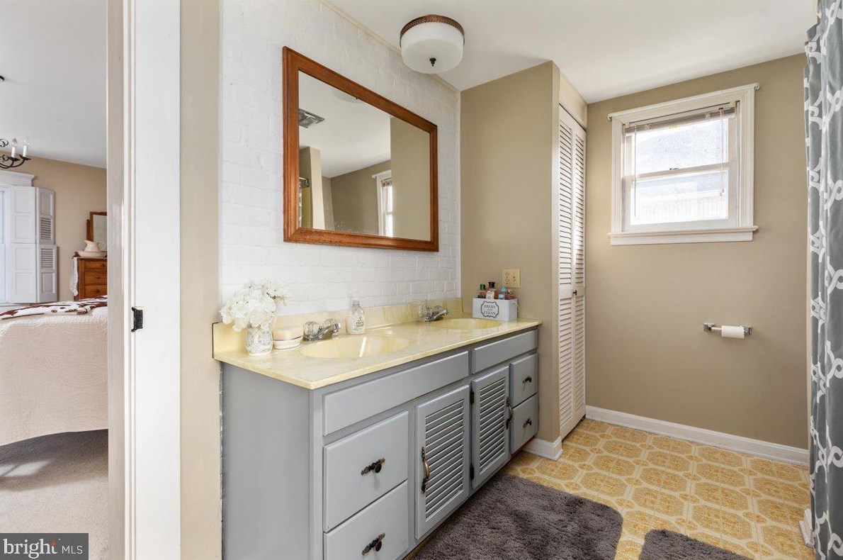 101 Virginia Ave, Arthur WV 26847-1715 exterior