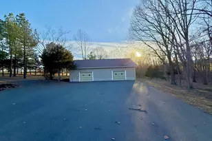 401 Nighthawk Dr, Petersburg, WV 26847 - Photo 16