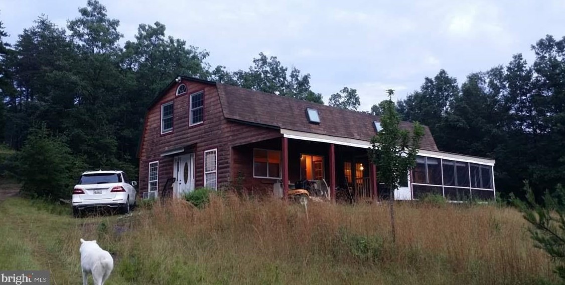 1407 Trough View Rd, Rig, WV 26836