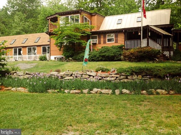 289 Cottonwood Dr, Mathias, WV 26812