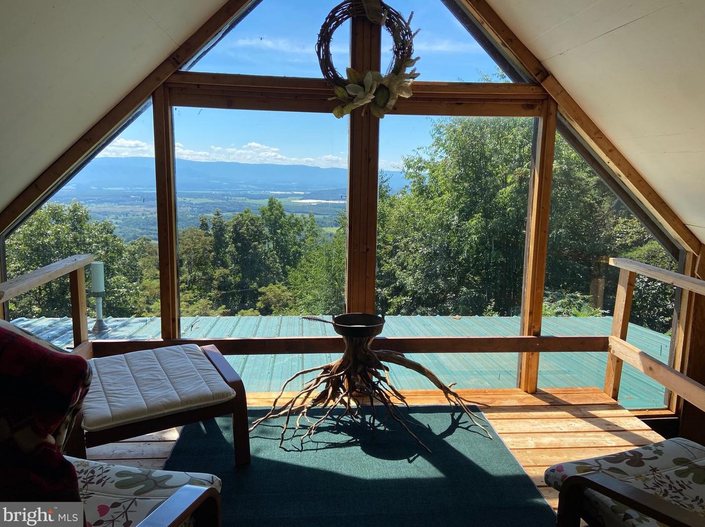 1527 Highland Springs Rd, Purgitsville, WV 26845