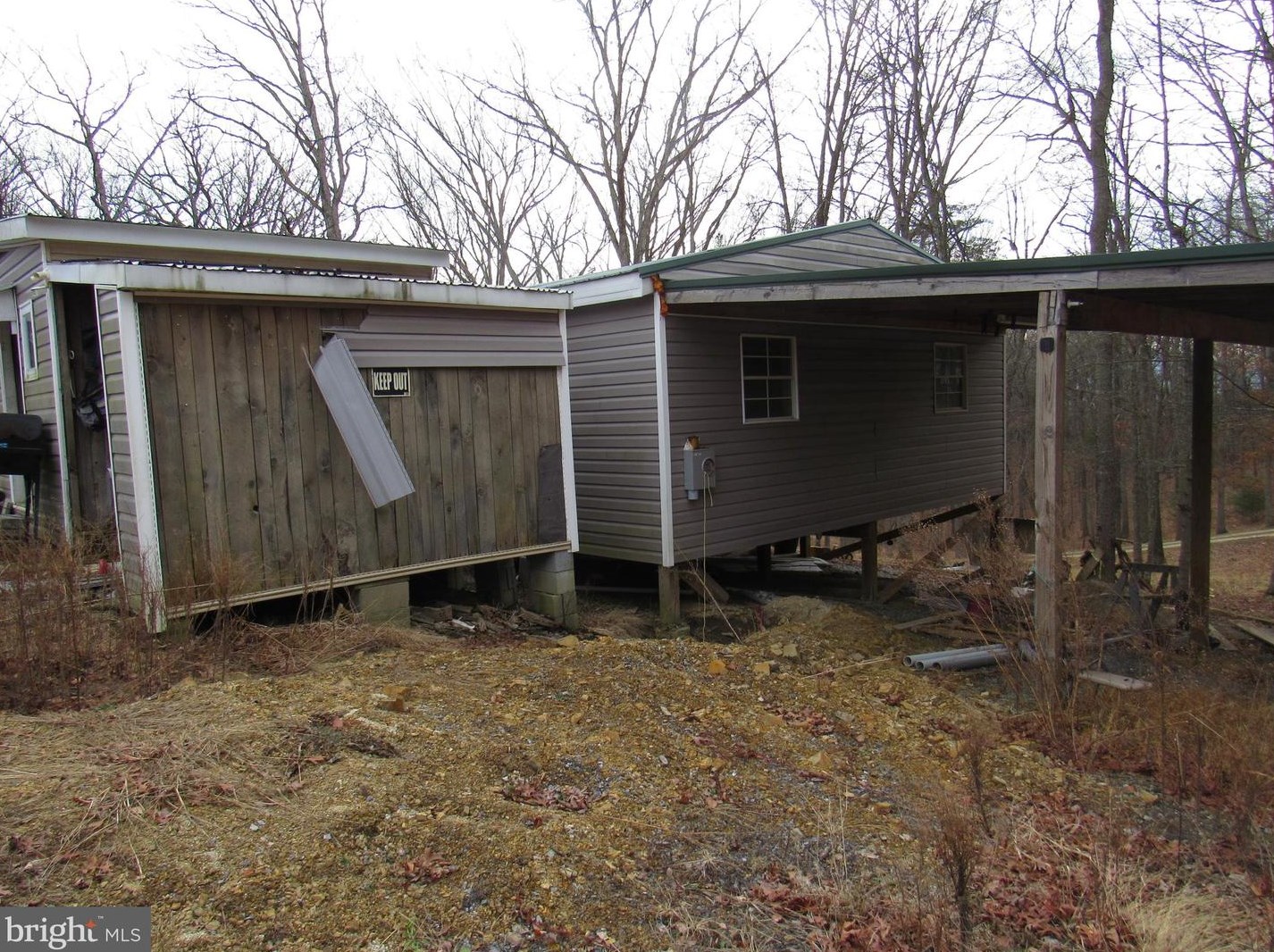 341 Buttercup Dr, Mathias, WV 26812