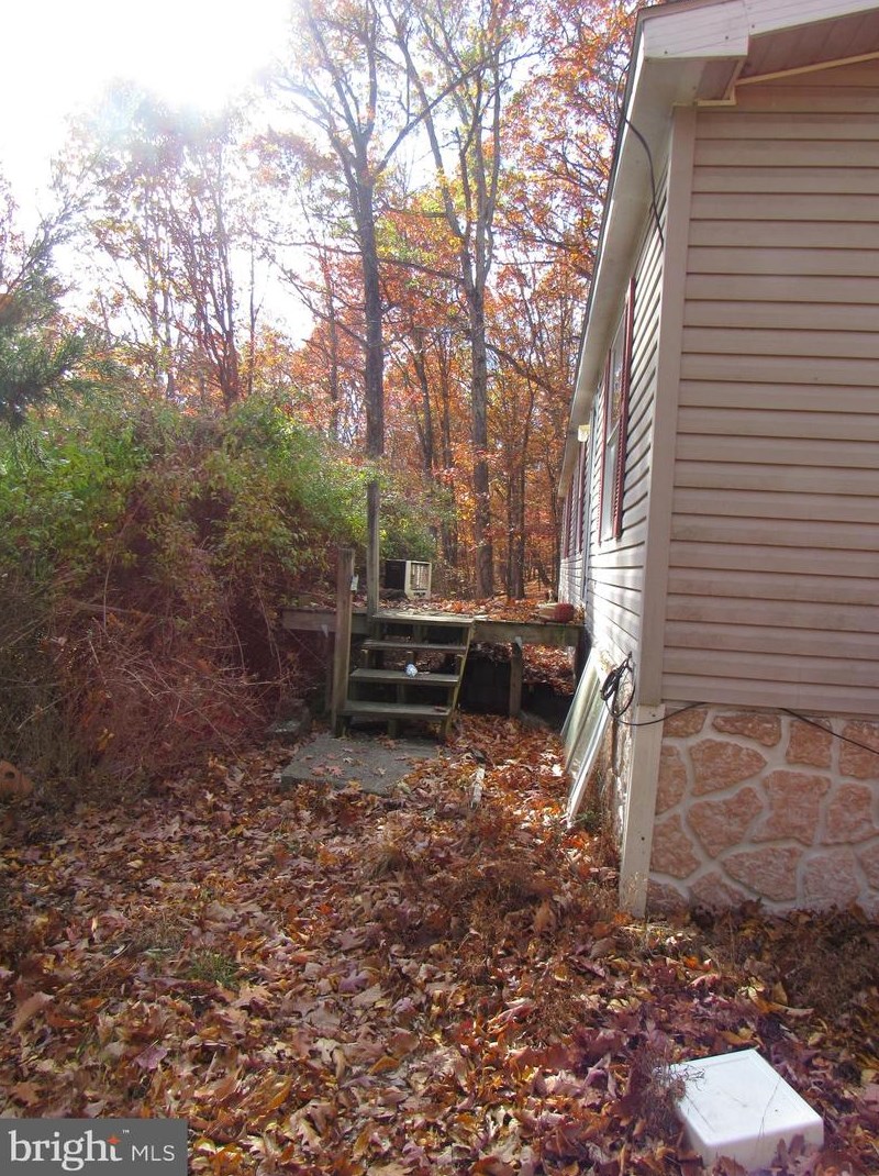 745 Winston Rd, Mathias, WV 26812