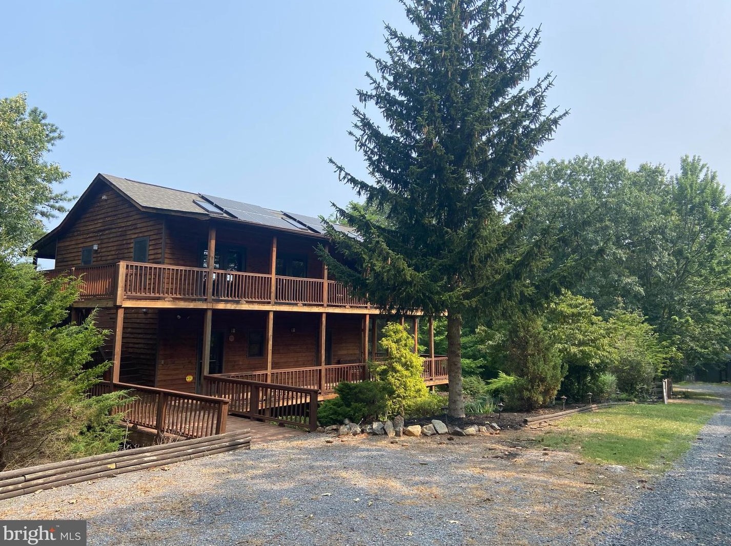 979 Moonshine Hollow, Lost City, WV 26810