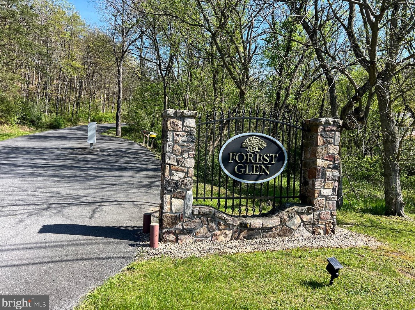 11 Glen Wood, Rig, WV 26836