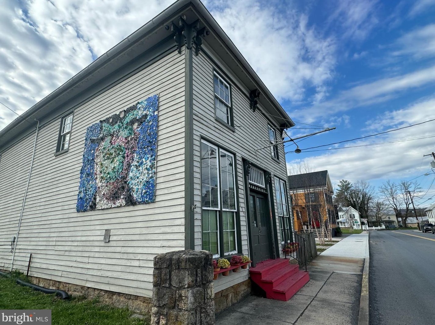 135 W Main St #1, Wardensville, WV 26851