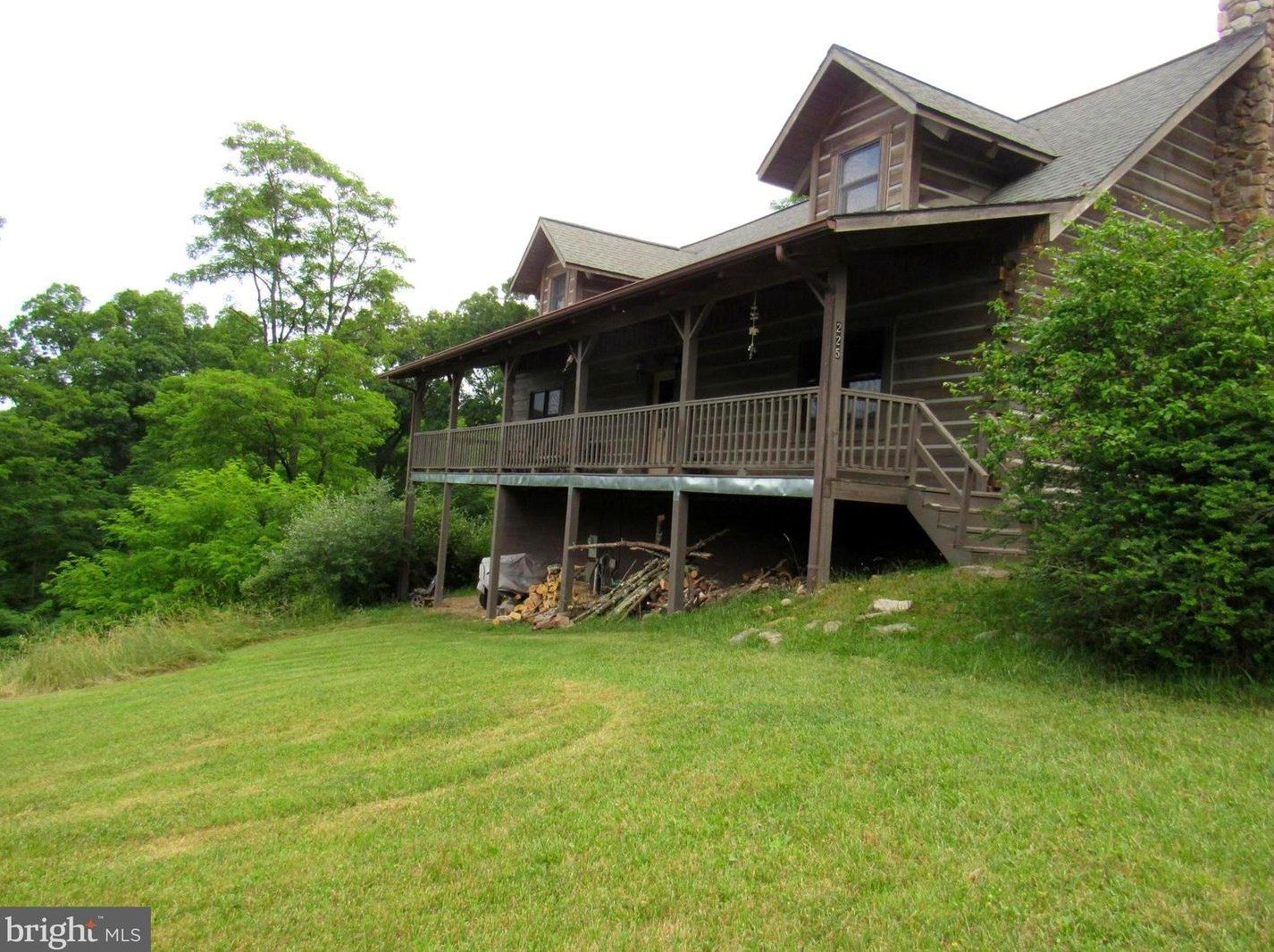 225 Maple Dr, Mathias, WV 26812