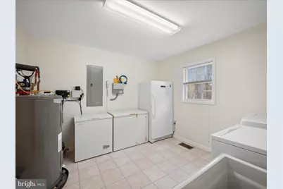 556 Highview Road, Lost City, WV 26810 - Photo 32