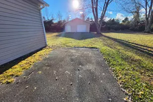 176 Sand Field Rd, Wardensville, WV 26851 - Photo 10