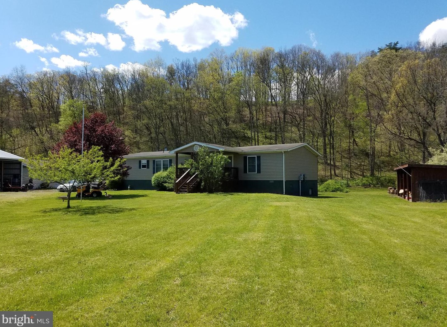 255 Little Cacapon Rd, Augusta, WV 26704