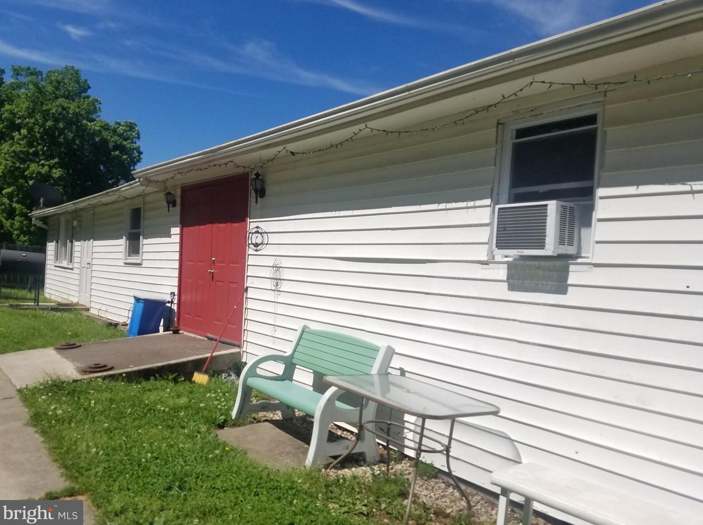 1096 Delray Rd, Augusta, WV 26704