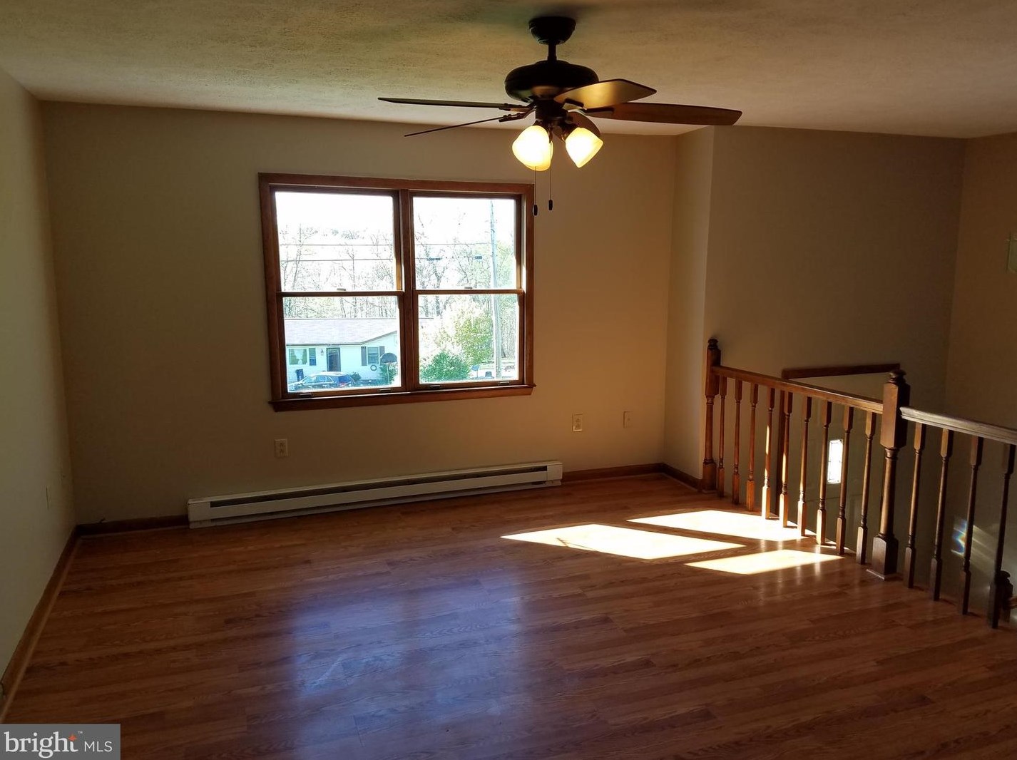 606 W Ridge Loop Rd, Three Churches, WV 26757